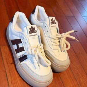 Fashion Sport White and Brown Sneakers